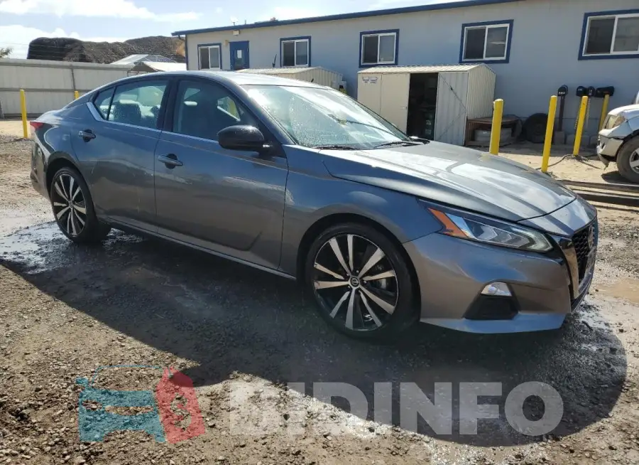 1N4BL4CV6MN411481 Photo# 4