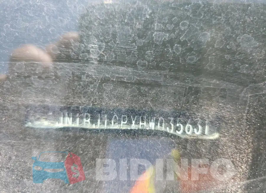 JN1BJ1CPXHW035631 Photo# 12