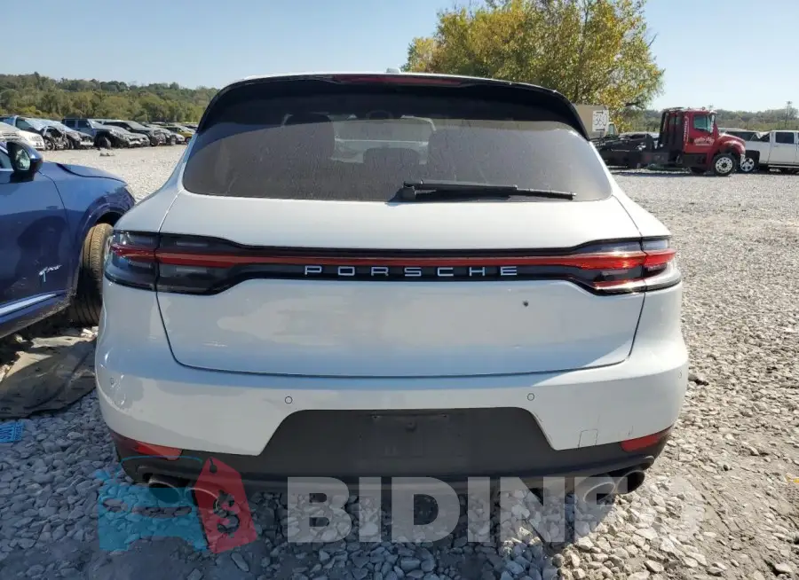 WP1AB2A52MLB32748 Photo# 6