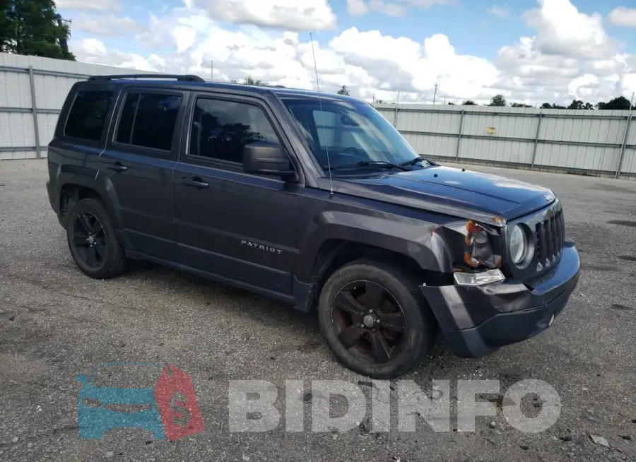 1C4NJPFB4HD161914 Photo# 4