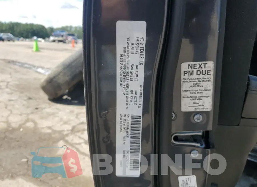 2C3CDXHG4GH227438 Photo# 12