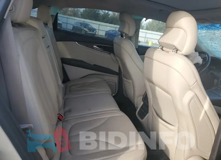 2LMPJ8LR7JBL41321 Photo# 11