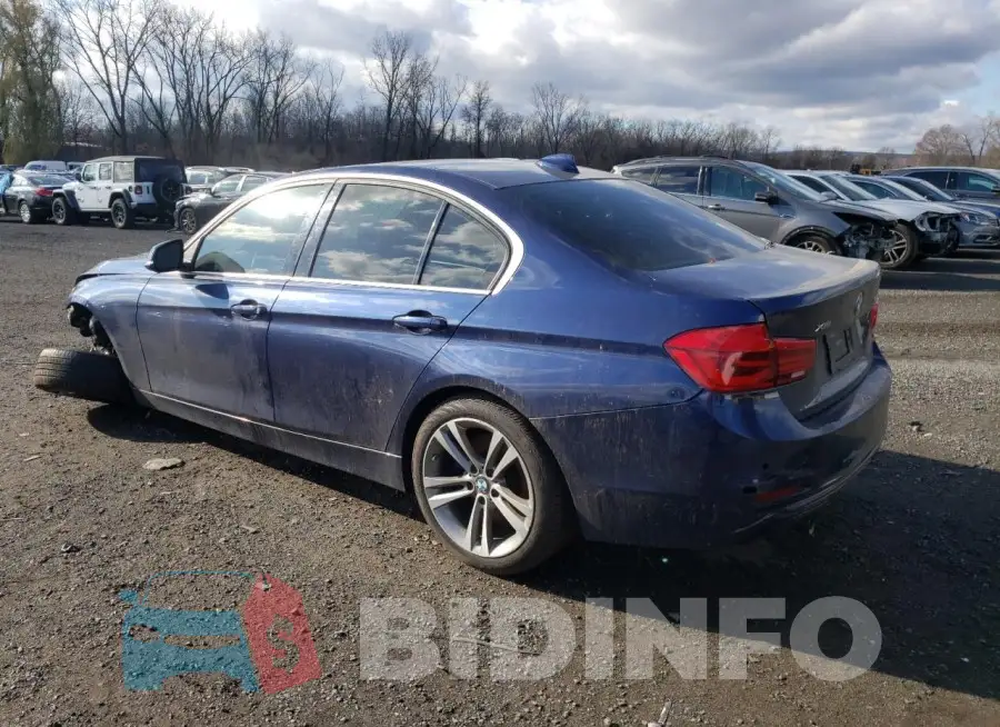 WBA8B7C55GK702744 Photo# 2