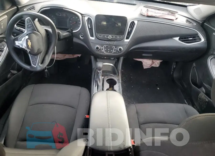 1G1ZD5ST3PF136011 Photo# 8