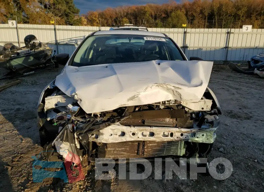 1FADP3E29GL240526 Photo# 5