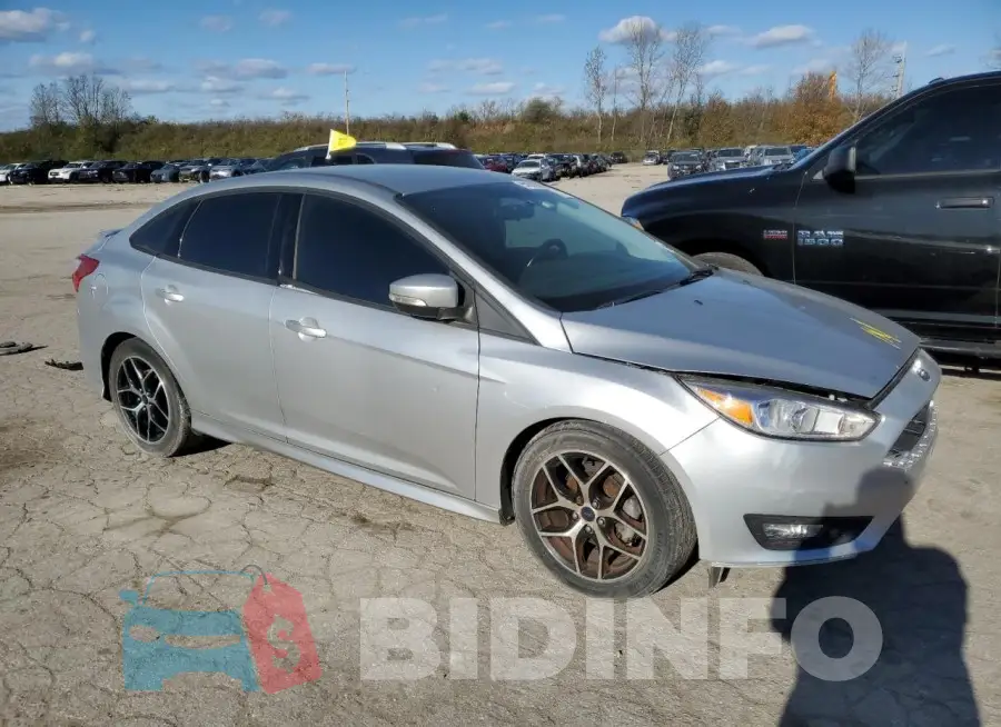 1FADP3F22GL232217 Photo# 4