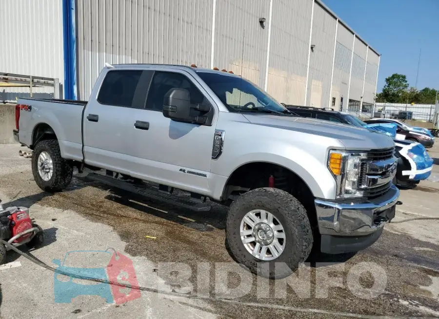1FT8W3BT3HEF45277 Photo# 4