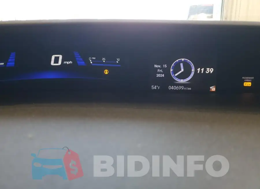 19XFB2F88FE280330 Photo# 9