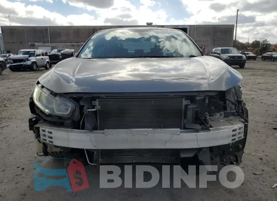 19XFC2F70GE229426 Photo# 5