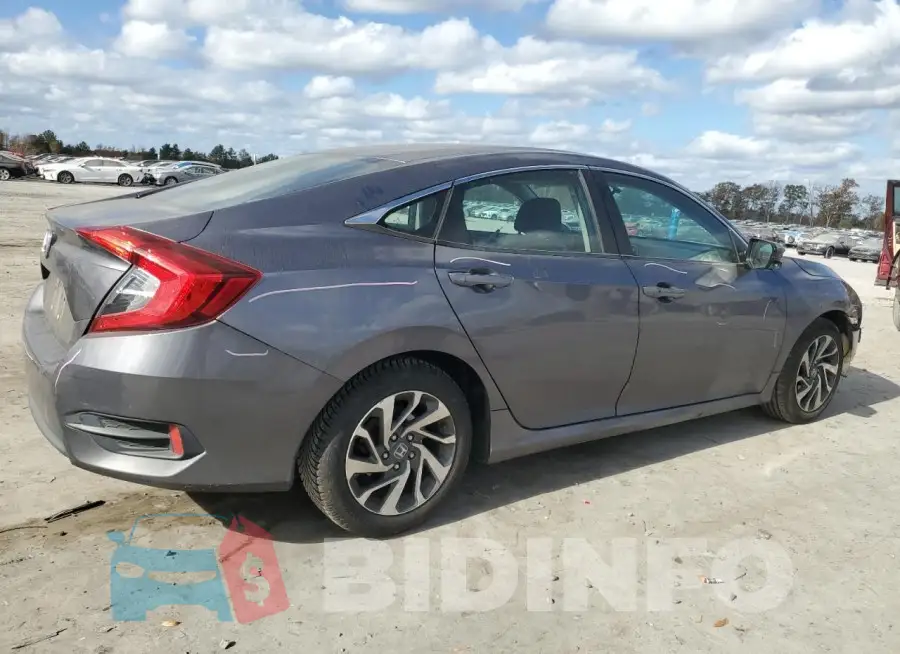 19XFC2F70GE229426 Photo# 3