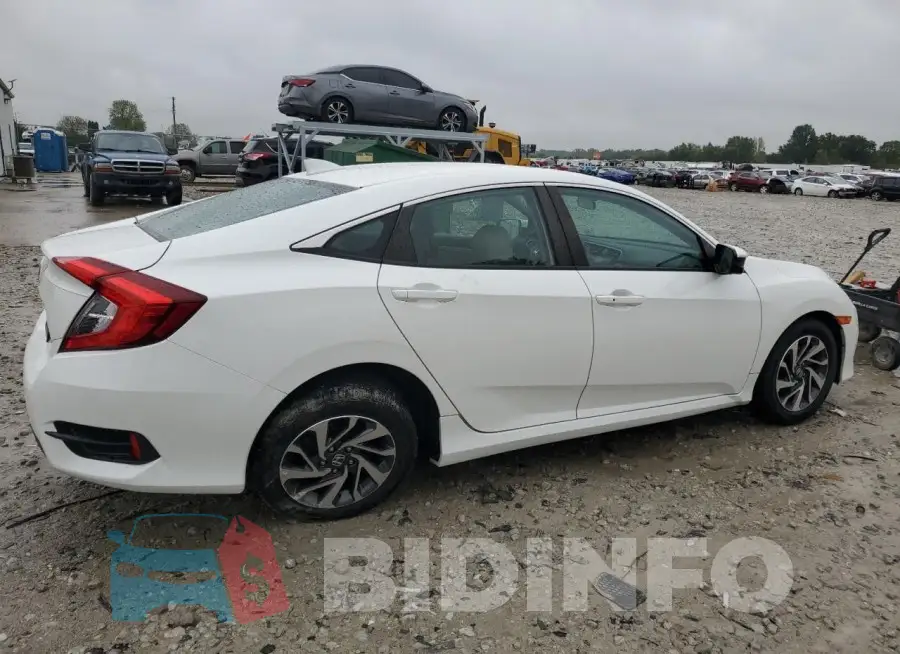 19XFC2F70HE071185 Photo# 3