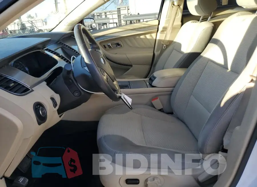 1FAHP2E89FG112018 Photo# 7