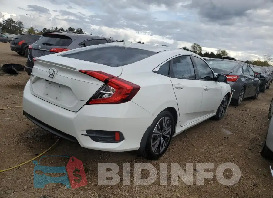 19XFC1F70HE027102 Photo# 3