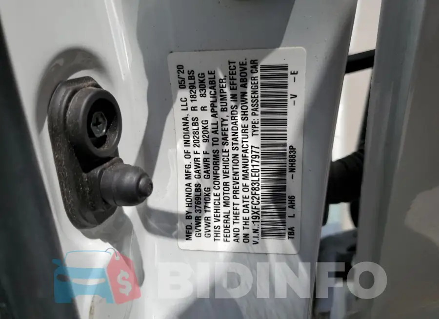 19XFC2F83LE017977 Photo# 12
