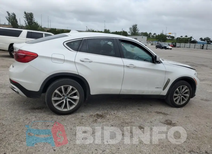 5UXKU0C5XJ0G80559 Photo# 3