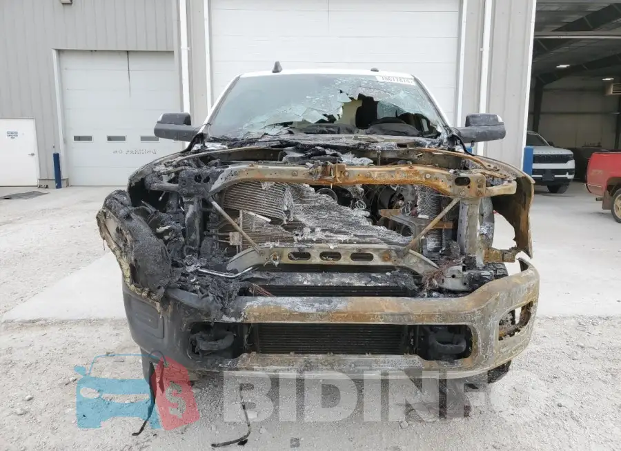 3C63R3CL0LG215329 Photo# 5