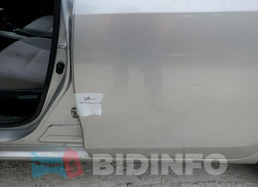 2T1BURHE2FC275353 Photo# 12