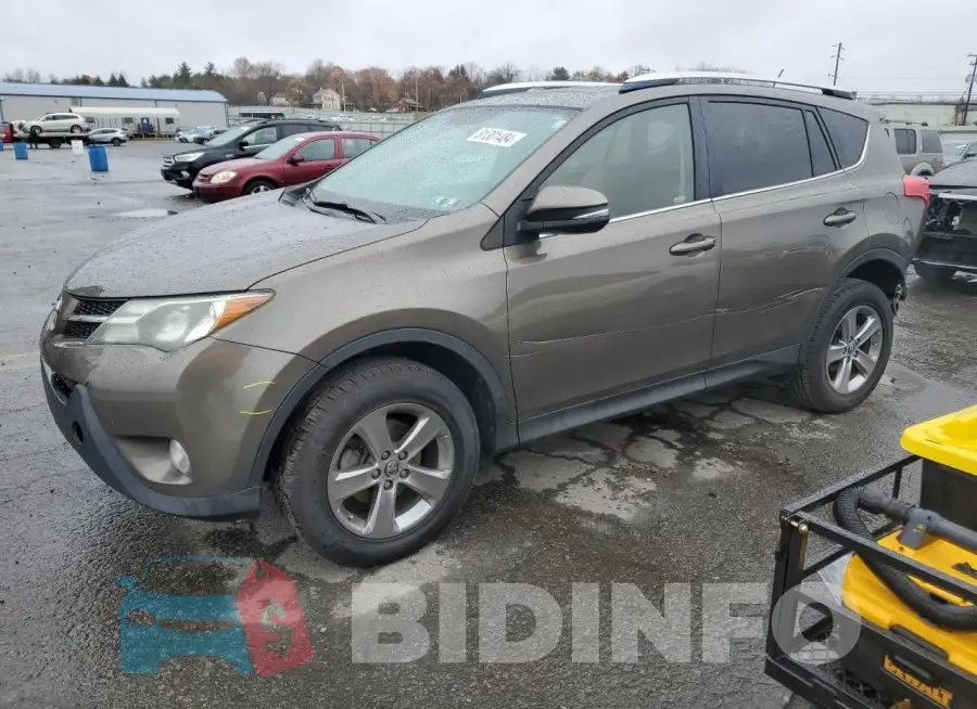 JTMRFREV2FD139398 Photo# 1