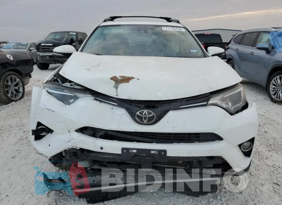 JTMWFREV6HJ712875 Photo# 5
