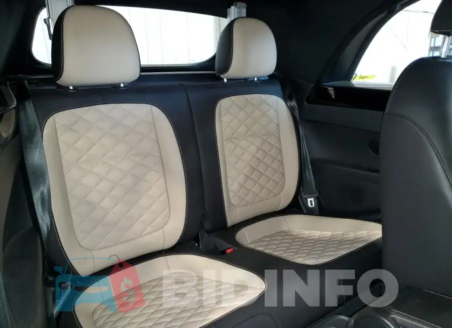 3VW5DAAT6KM512013 Photo# 10