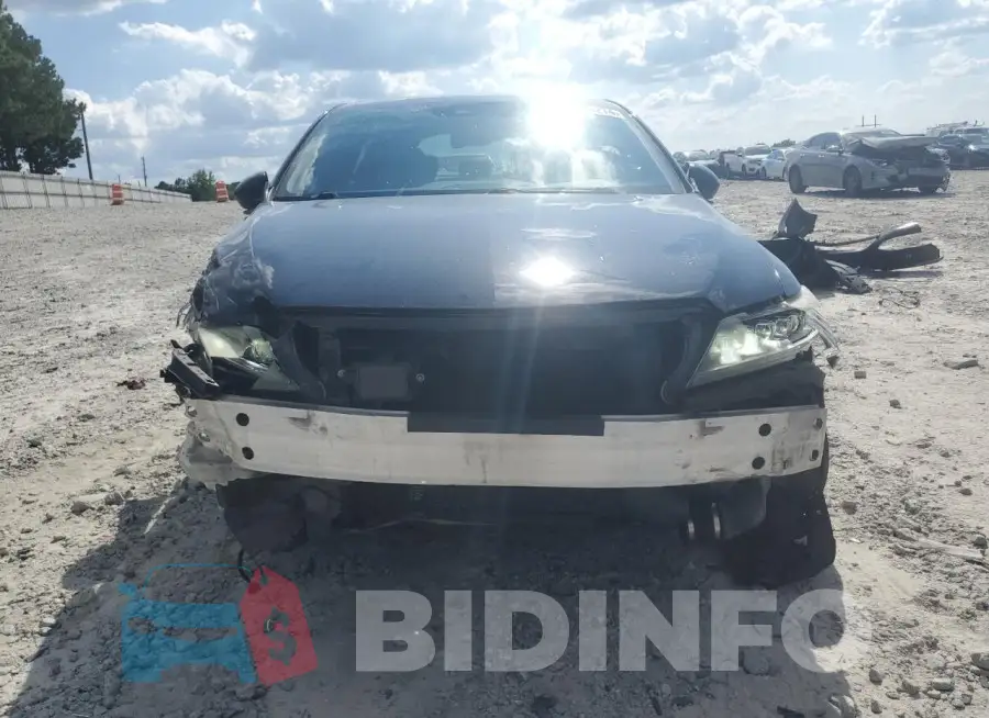 19UDE2F88GA011572 Photo# 5