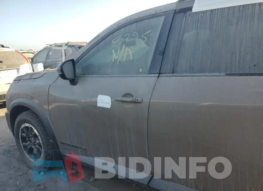 5N1DR3BD8PC246713 Photo# 13