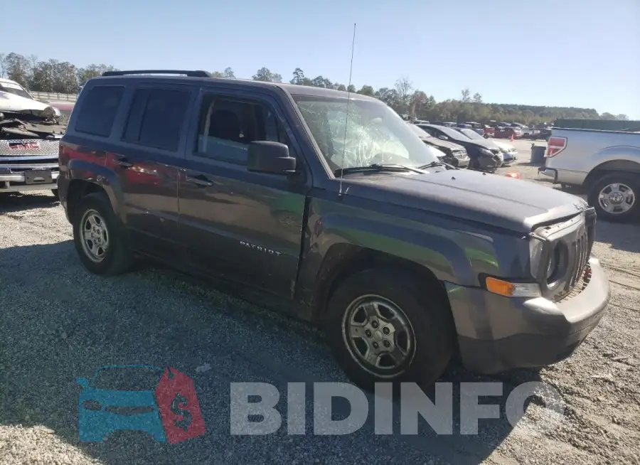 1C4NJPBB1FD296464 Photo# 4