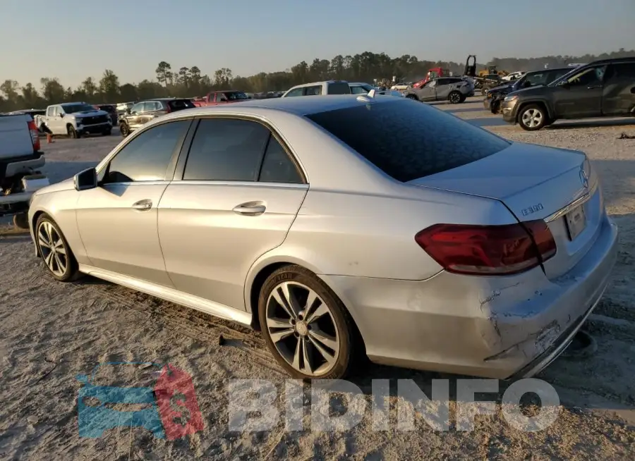 WDDHF5KB4FB083531 Photo# 2