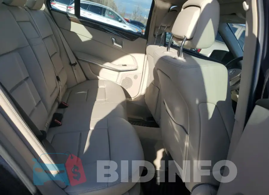 WDDHF8JB1FB117167 Photo# 10