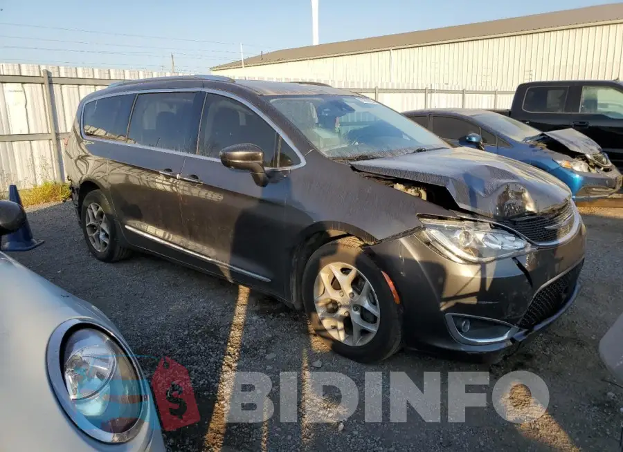2C4RC1EG7HR541364 Photo# 4