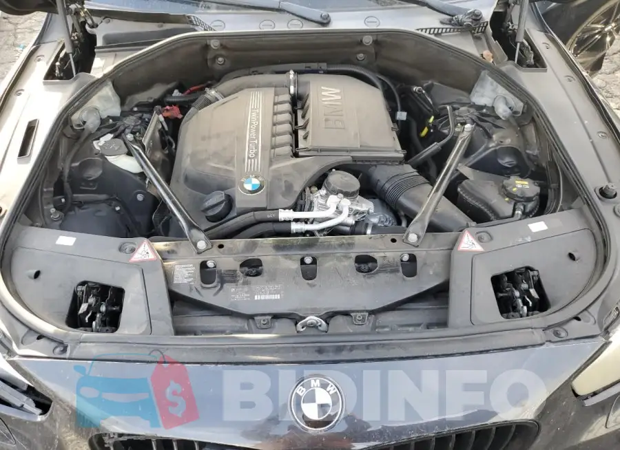WBA5M2C58FGH99054 Photo# 11