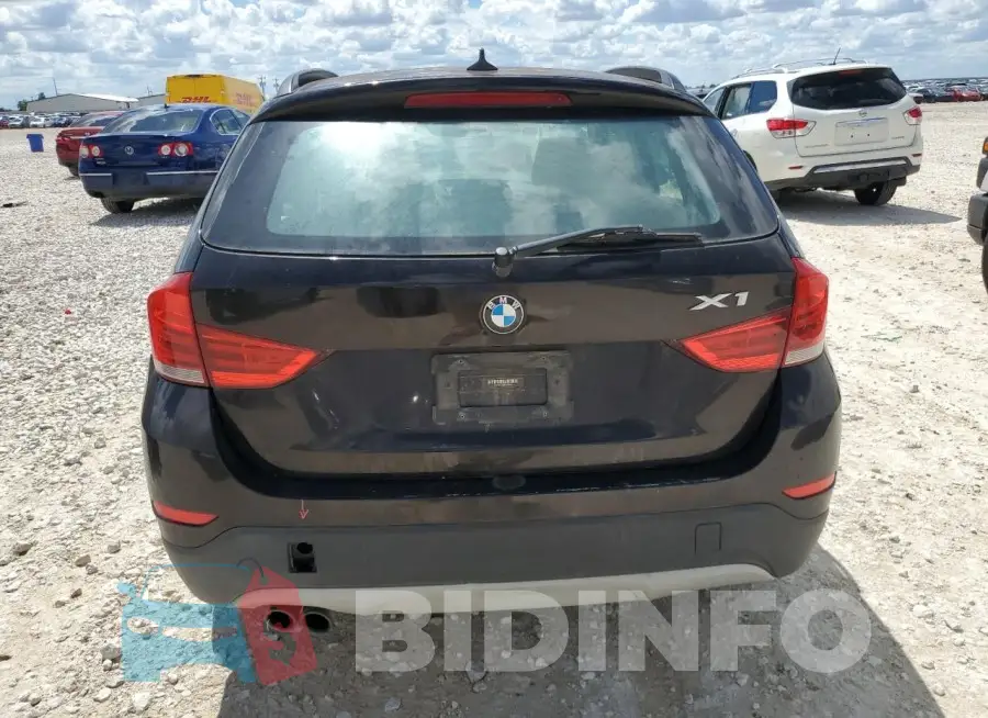 WBAVM1C58FV319355 Photo# 6