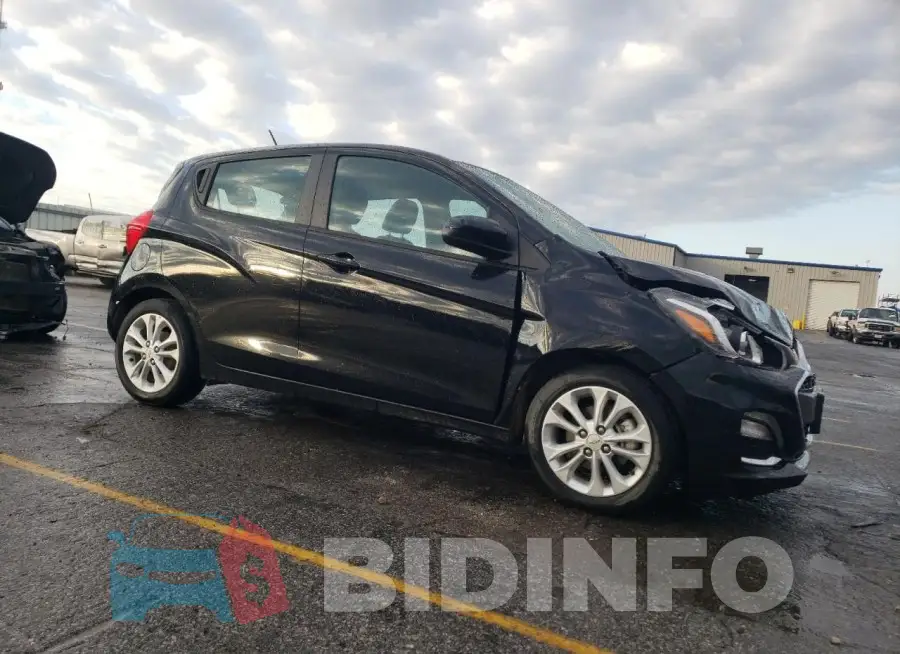 KL8CD6SA9KC798941 Photo# 4