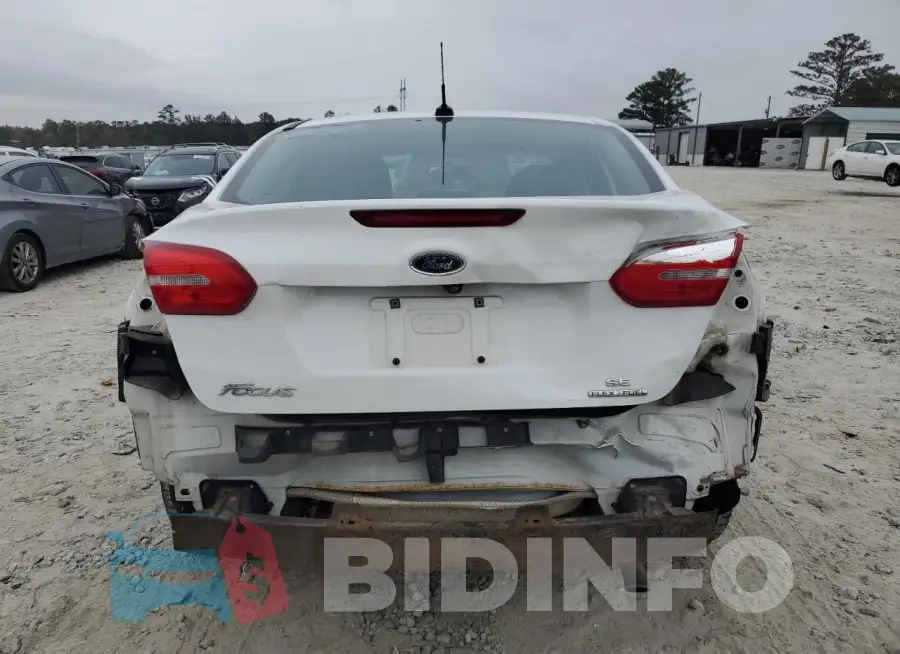 1FADP3F22GL310866 Photo# 6