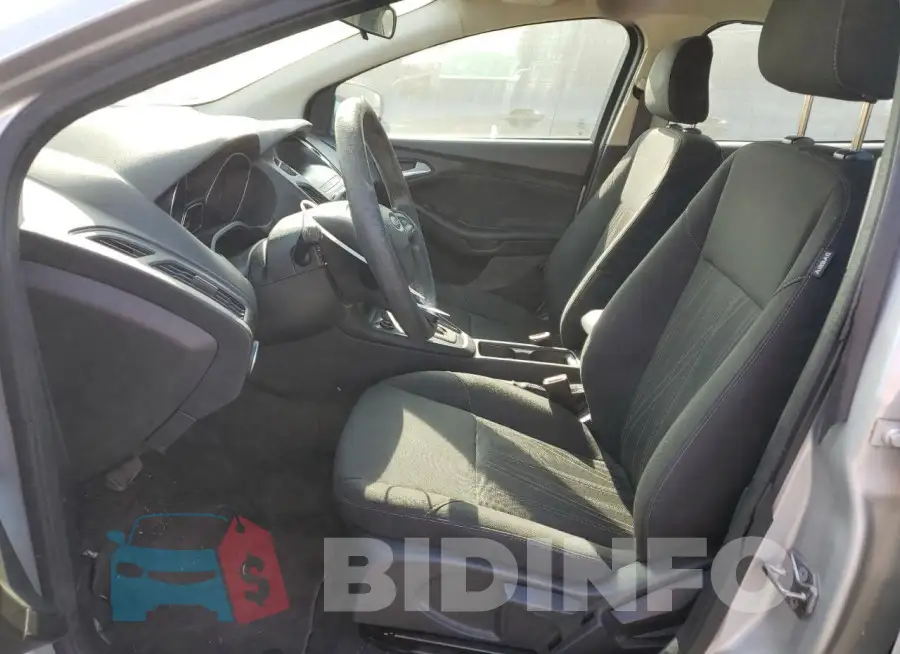 1FADP3F2XJL279888 Photo# 7