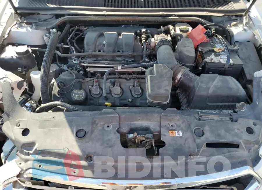 1FAHP2F88GG104542 Photo# 11