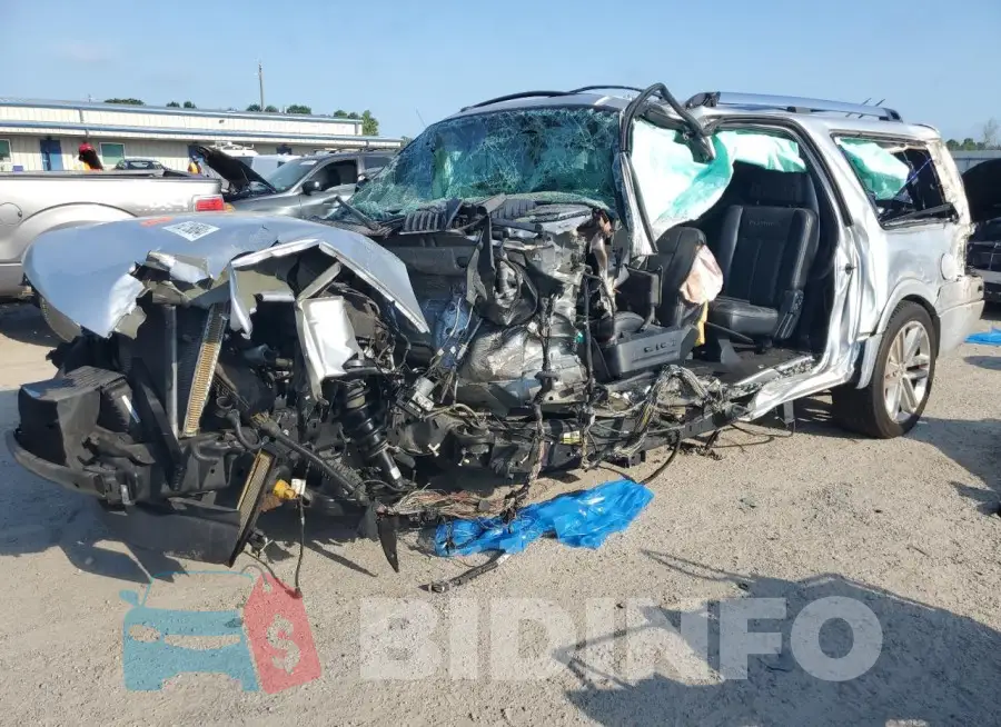 1FMJK1LT8FEF49107 Photo# 1