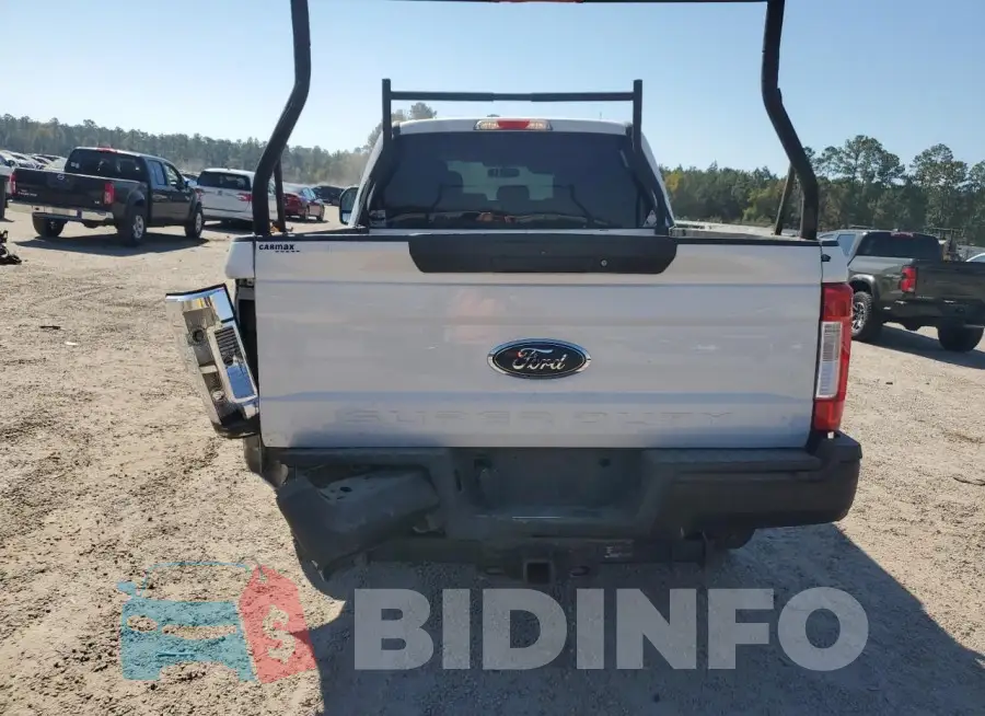 1FT7W2BT3JEC61577 Photo# 6