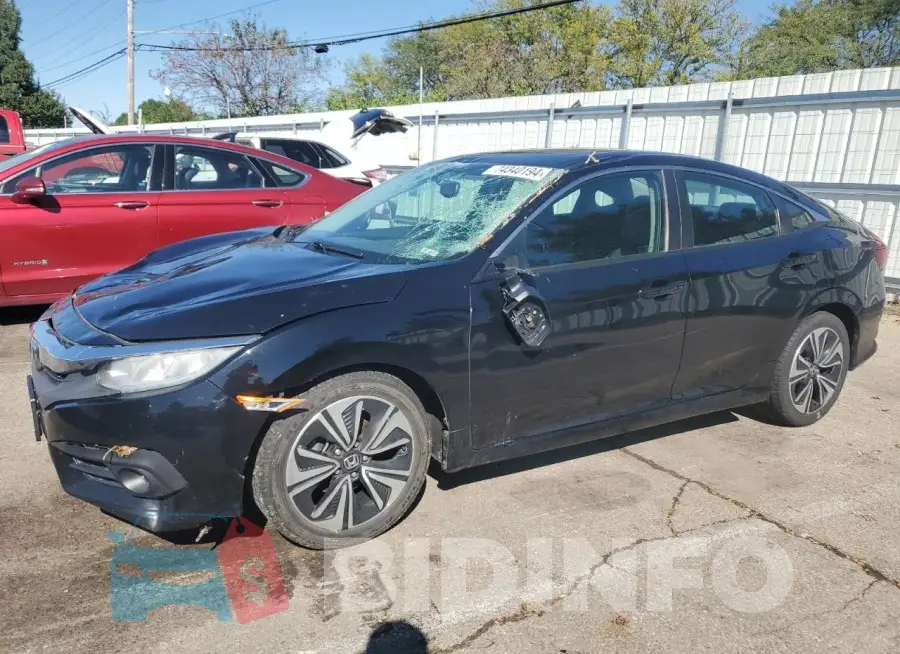 2HGFC1F76GH660160 Photo# 1