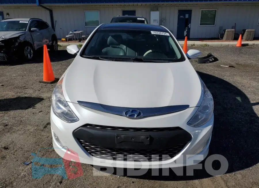 KMHEC4A48FA120746 Photo# 5