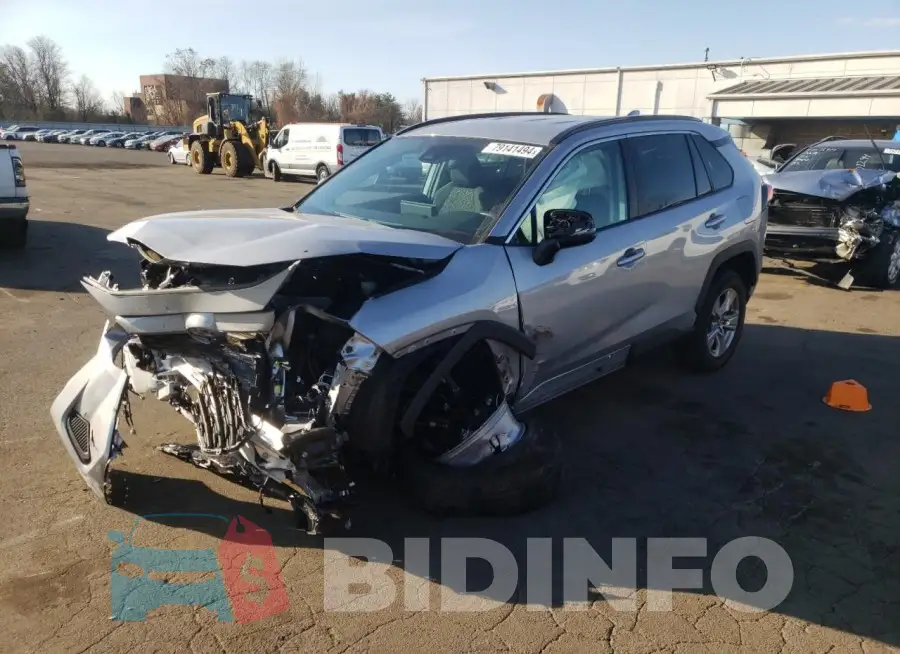 2T3P1RFV8PW339372 Photo# 1