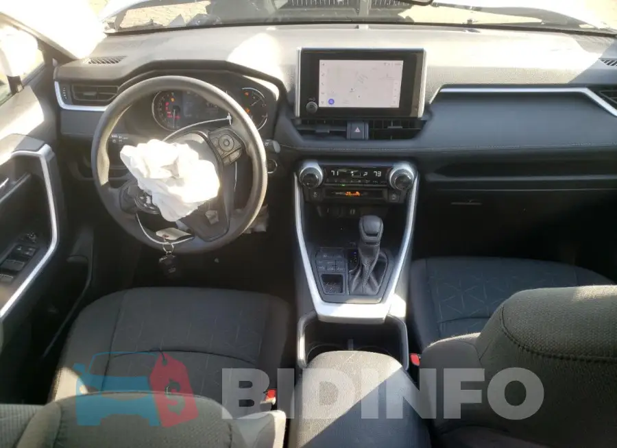 2T3P1RFV8PW339372 Photo# 8
