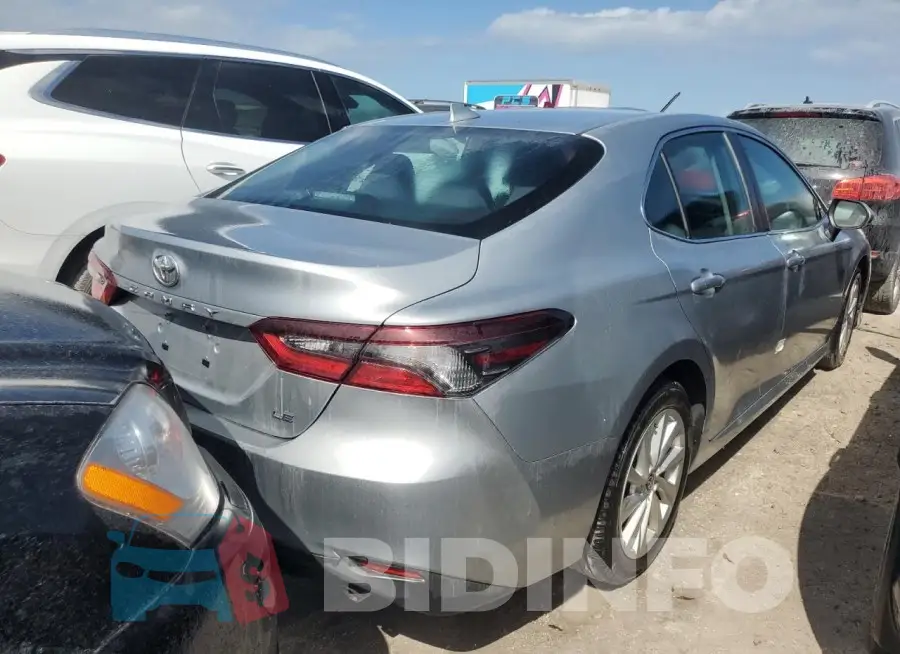 4T1C11AK6PU182611 Photo# 3