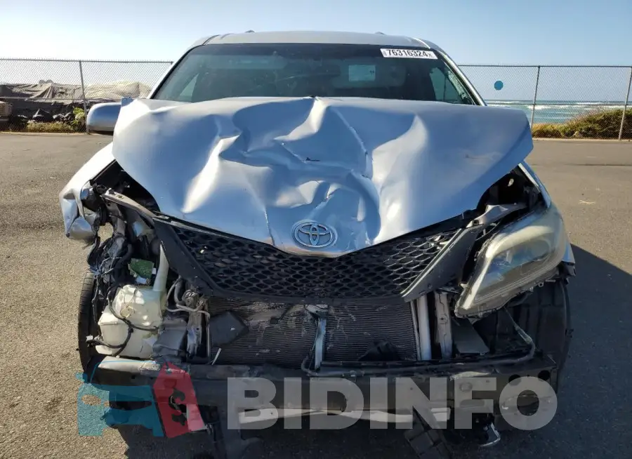 5TDXK3DC7FS664817 Photo# 5