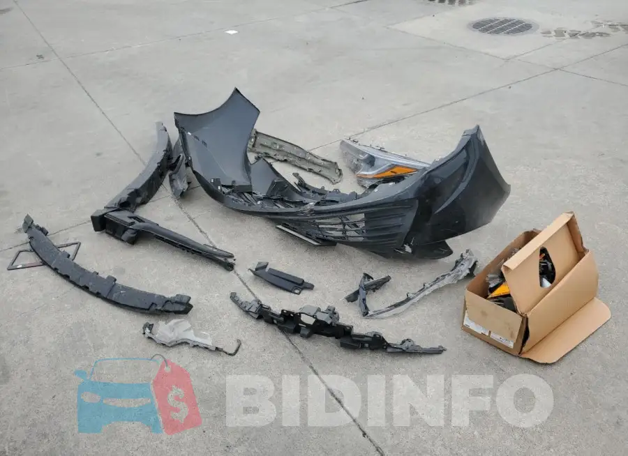 5YFB4MDE4RP130022 Photo# 12