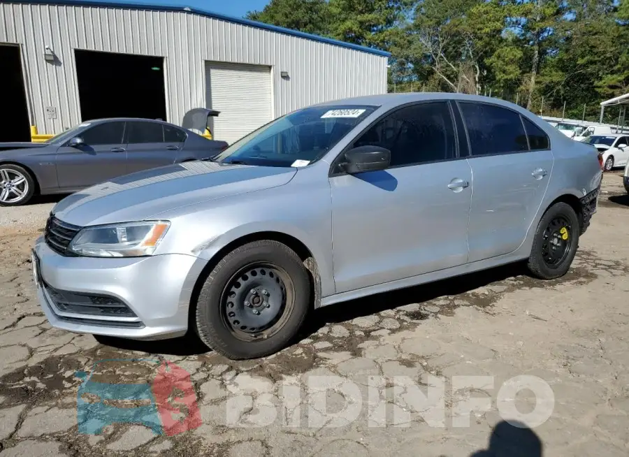 3VW2K7AJ2FM323729 Photo# 1
