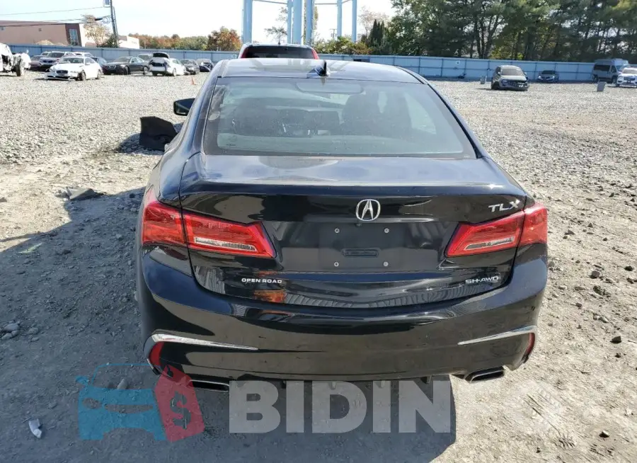 19UUB3F56JA006382 Photo# 6