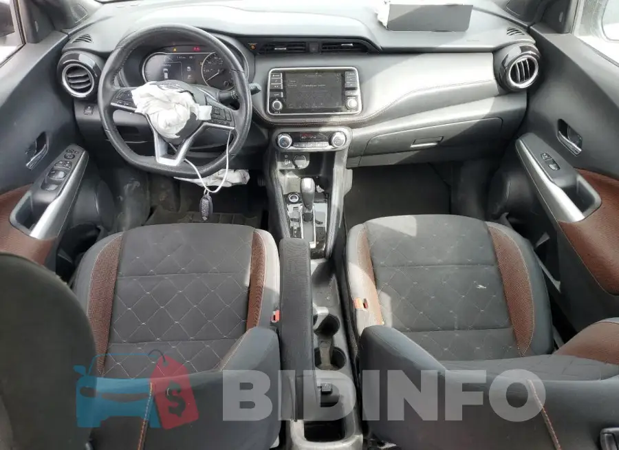 3N1CP5CU1KL549042 Photo# 8