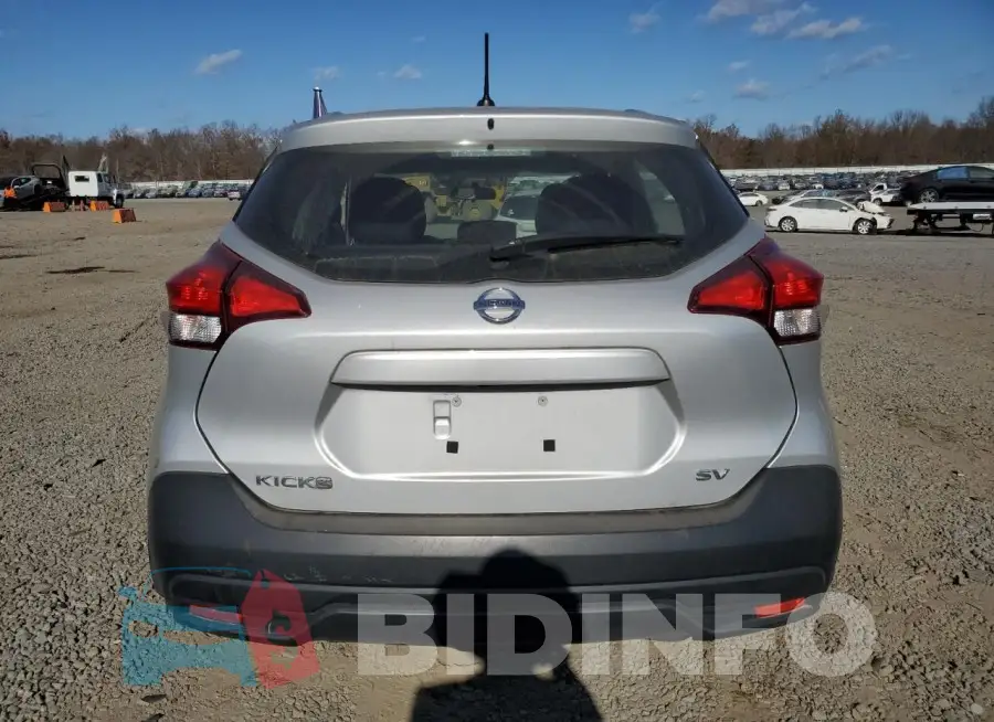 3N1CP5CU3KL512512 Photo# 6