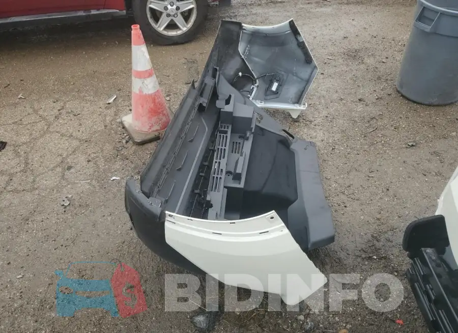 JN8BT3BB3NW332278 Photo# 13